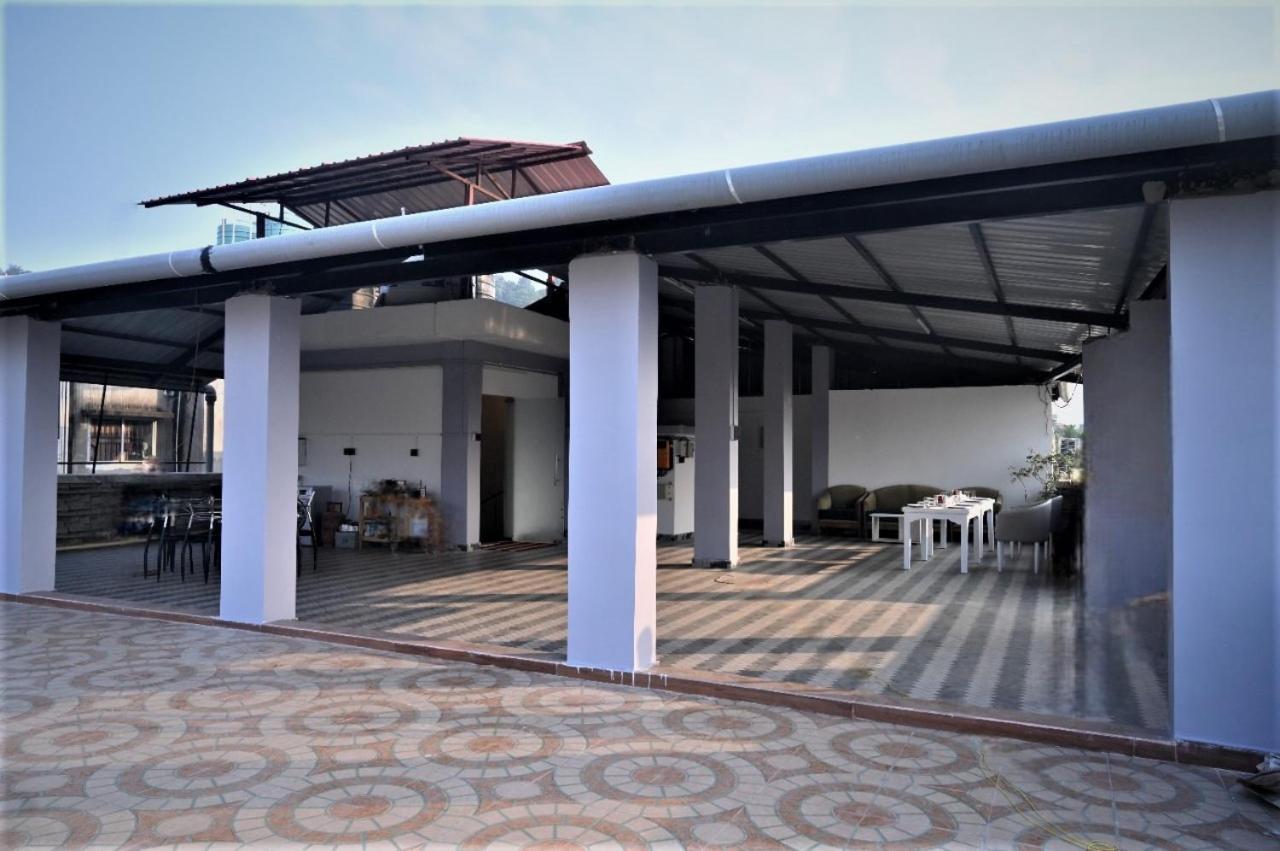 Hotel Essence Grandeur Guwahati Exterior foto